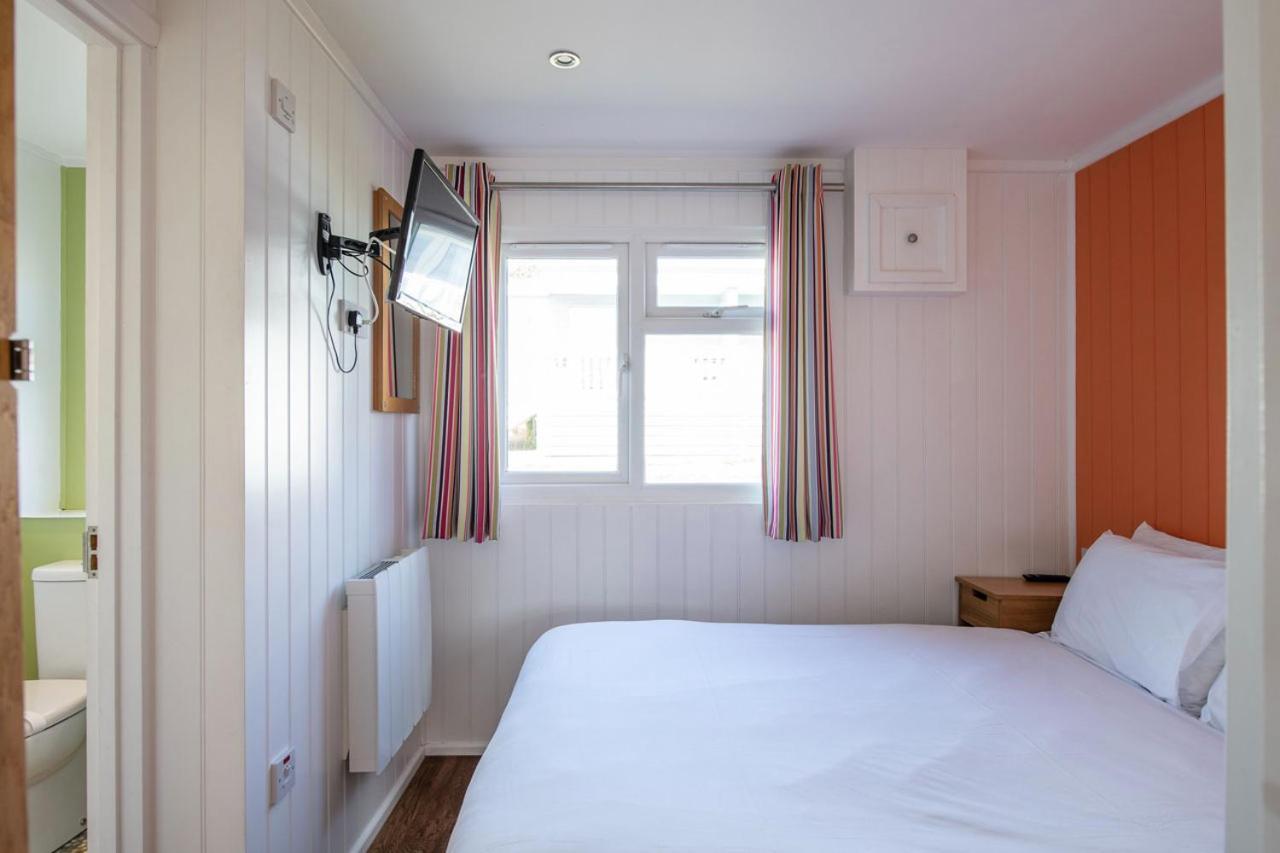 Whitecliff Bay Holiday Park Bembridge Ngoại thất bức ảnh
