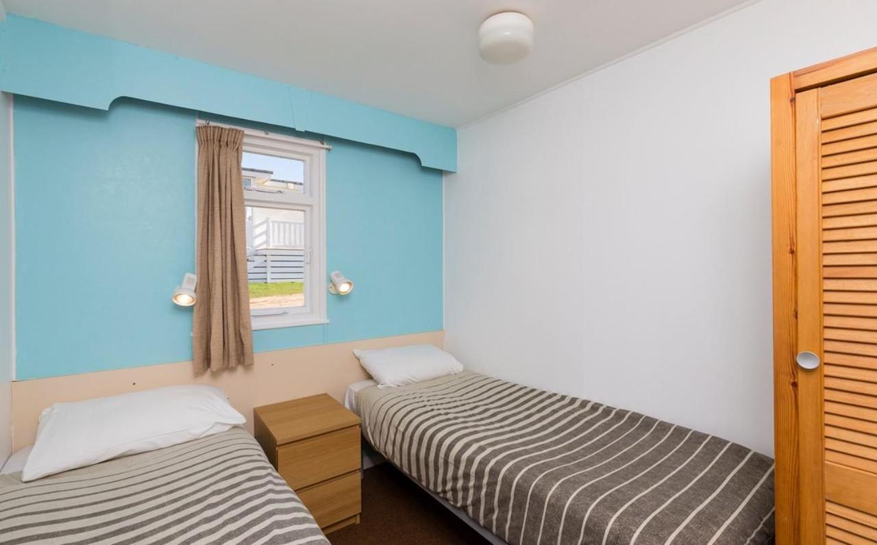 Whitecliff Bay Holiday Park Bembridge Ngoại thất bức ảnh