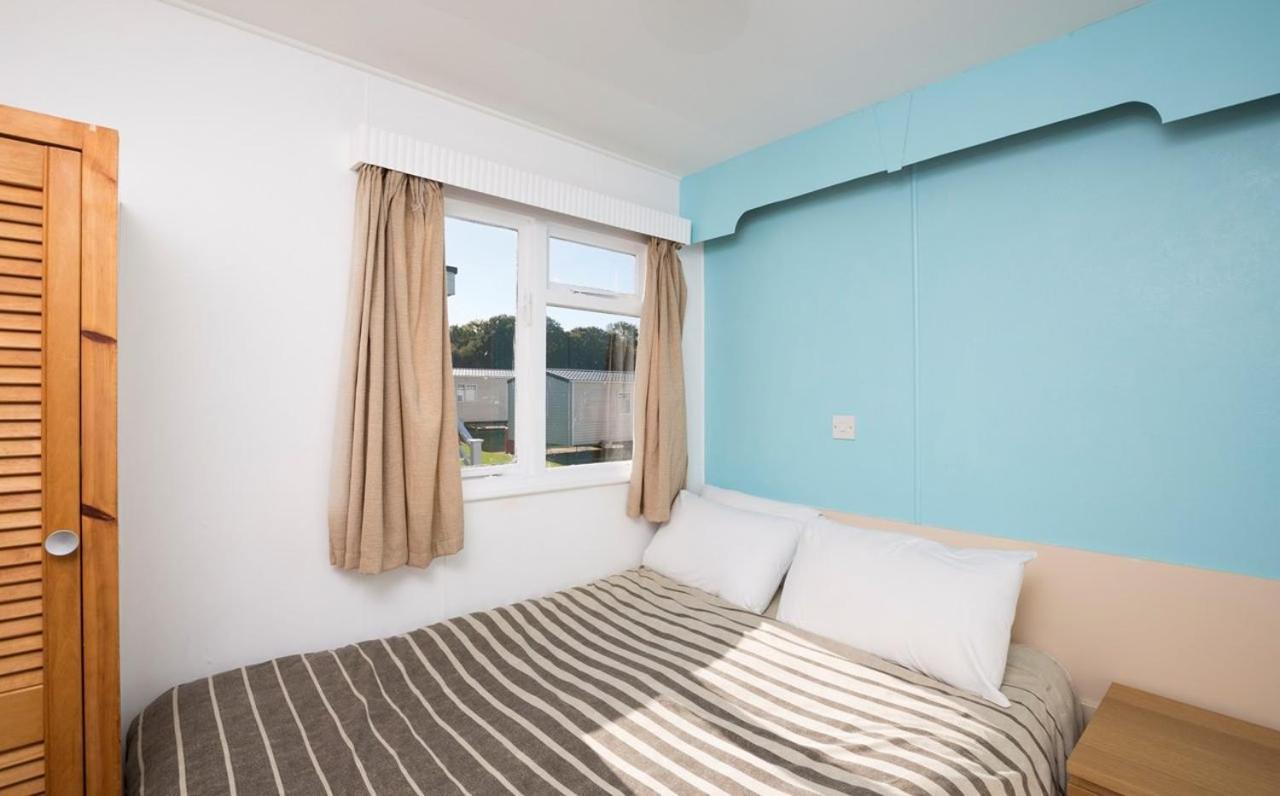 Whitecliff Bay Holiday Park Bembridge Ngoại thất bức ảnh