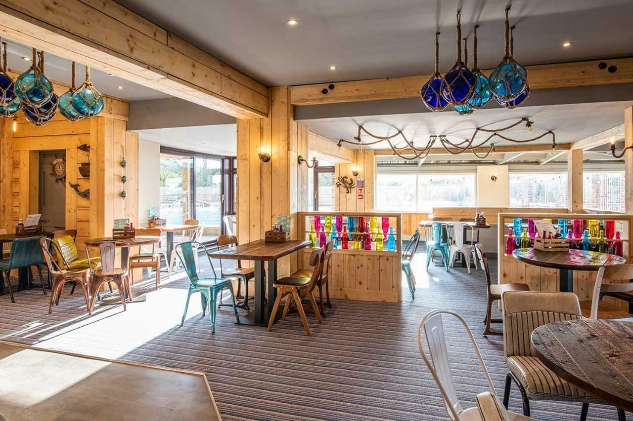 Whitecliff Bay Holiday Park Bembridge Ngoại thất bức ảnh