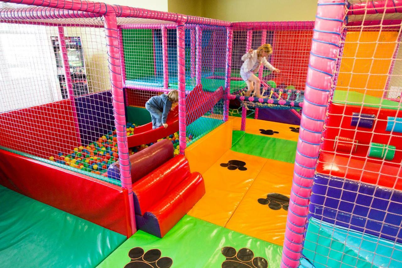 Whitecliff Bay Holiday Park Bembridge Ngoại thất bức ảnh