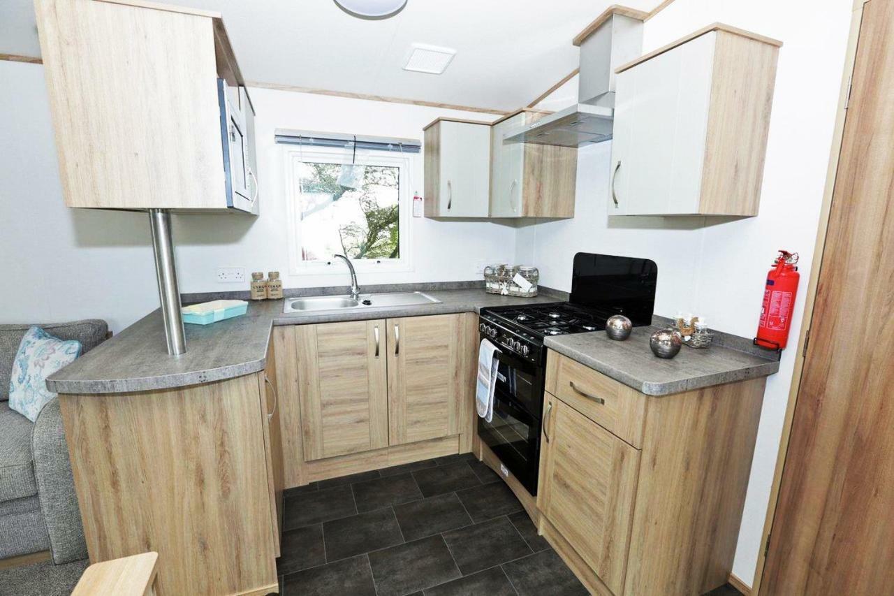 Whitecliff Bay Holiday Park Bembridge Ngoại thất bức ảnh
