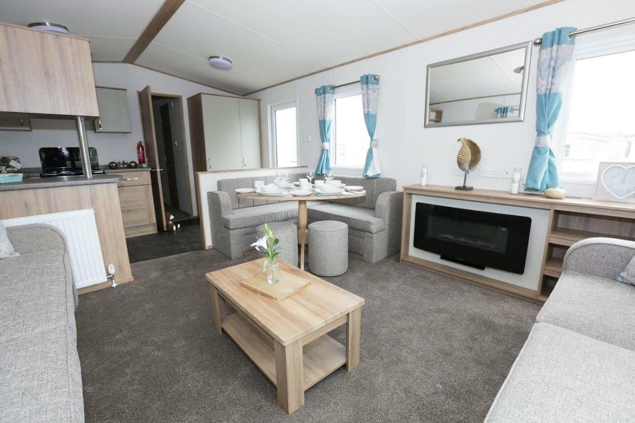 Whitecliff Bay Holiday Park Bembridge Ngoại thất bức ảnh