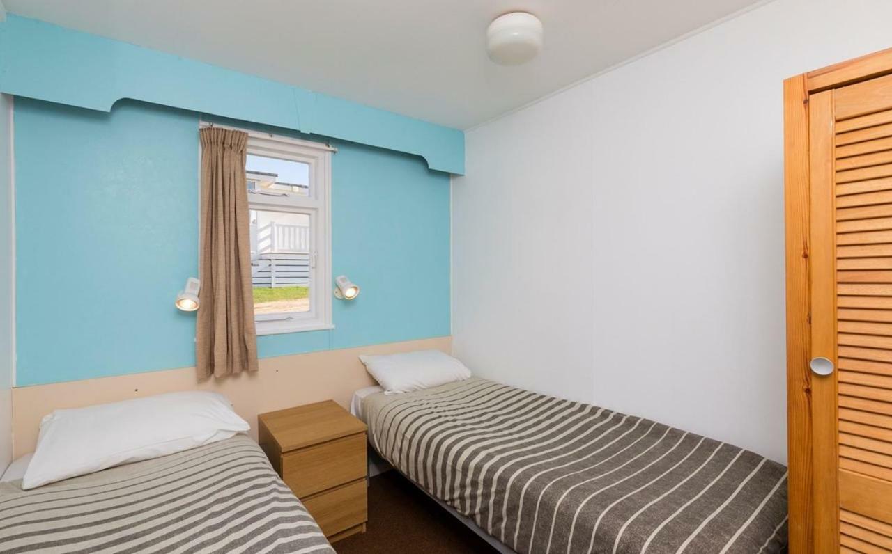 Whitecliff Bay Holiday Park Bembridge Ngoại thất bức ảnh